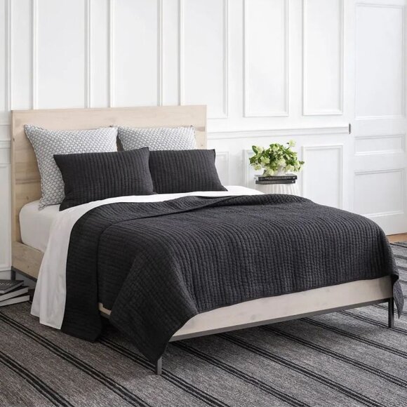 ANNIE SELKE Pine Cone Hill Lana Voile cotton quilt Twin Black NIP - Picture 1 of 6